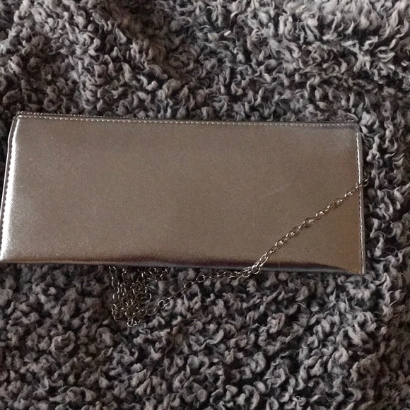 Silver clutch - Picture 3 of 3